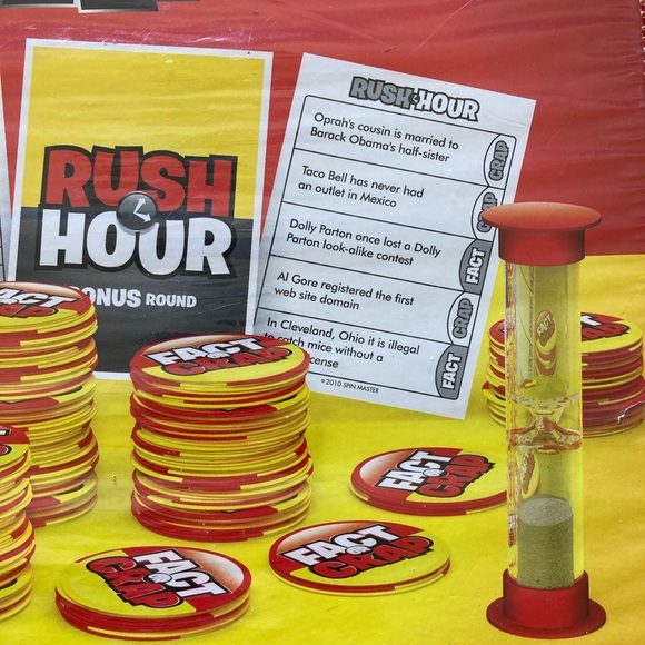 New-In-Box ‘Fact or Crap’ Trivia Game - Picture 5 of 6